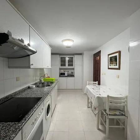 Apartamento Muy Grande En A Coruna Daire *