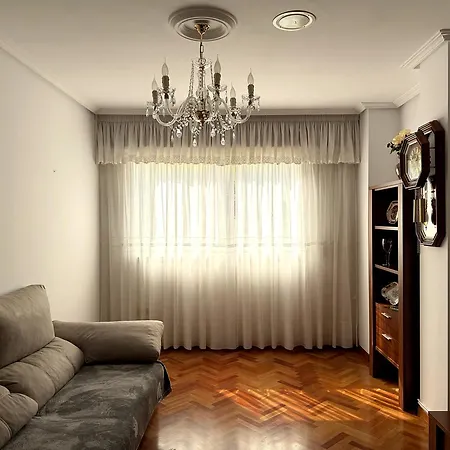 Muy Grande En Apartamento A Coruña
