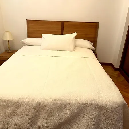 Apartamento Muy Grande En *